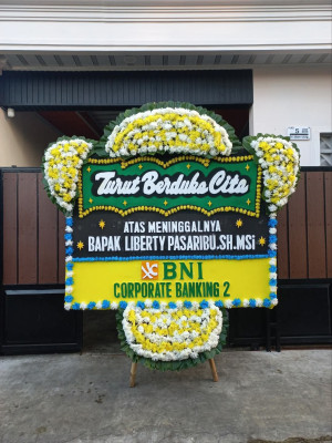 Papan Bunga Duka di Ninia
